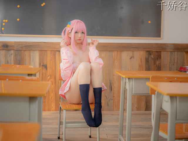 高质量coser Nagisa魔物喵四套作品合集
