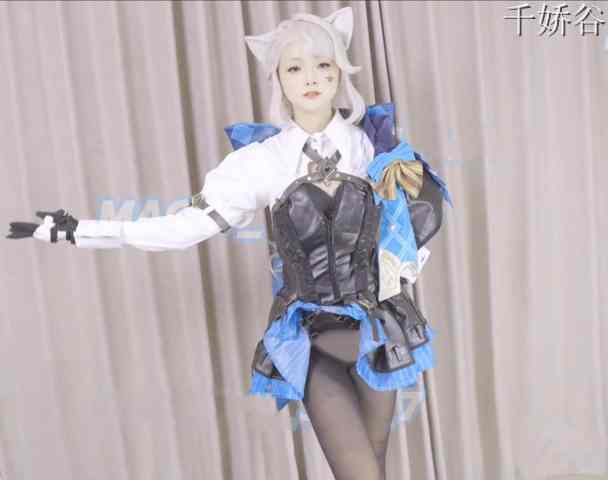 网红美少女埋导演宅舞琳妮特芙宁娜