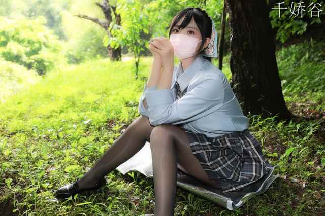 网红coser李佳JK森林与2B小姐姐两套