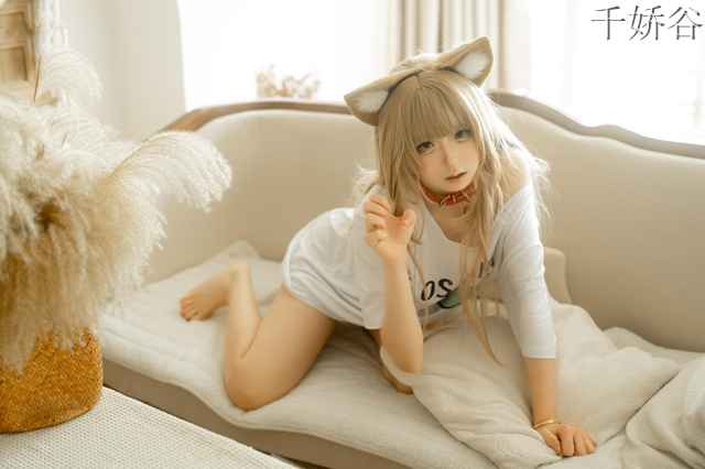 高颜值coser幼水铃衣写真作品三套