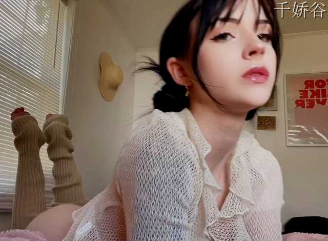 极品白虎网红Frankiebunnie新作合集